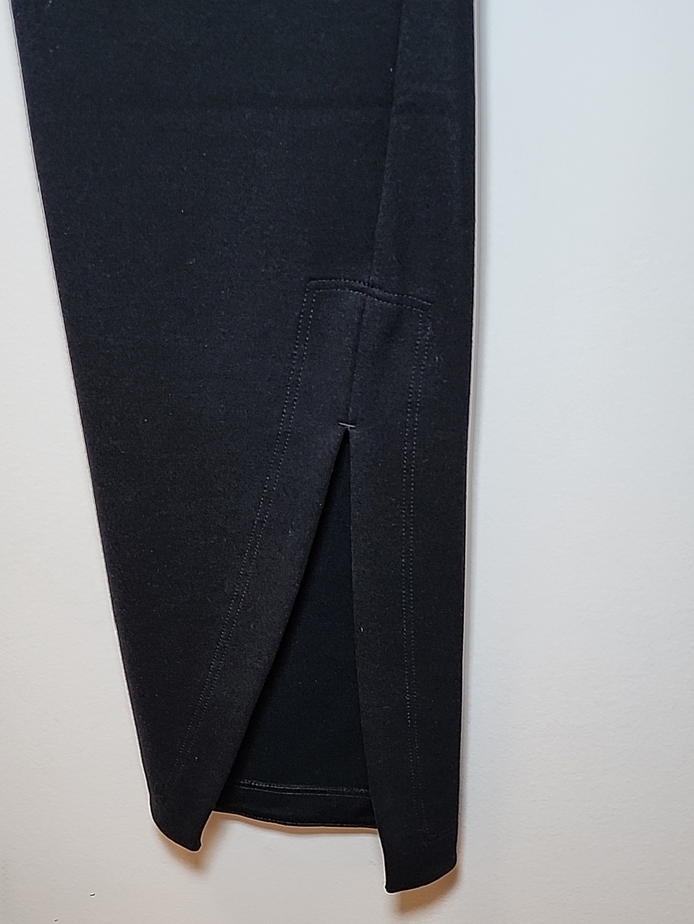 Spanx Perfect Front Slit Ponte Leggings Black  Strechable Size Meduim - Picture 8 of 14